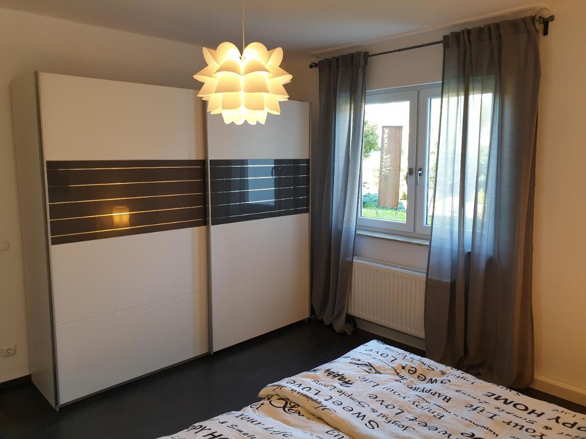 Andinas Ferienwohnung In Ruhiger Lage Direkt Am Wald Wilnsdorf Exterior photo