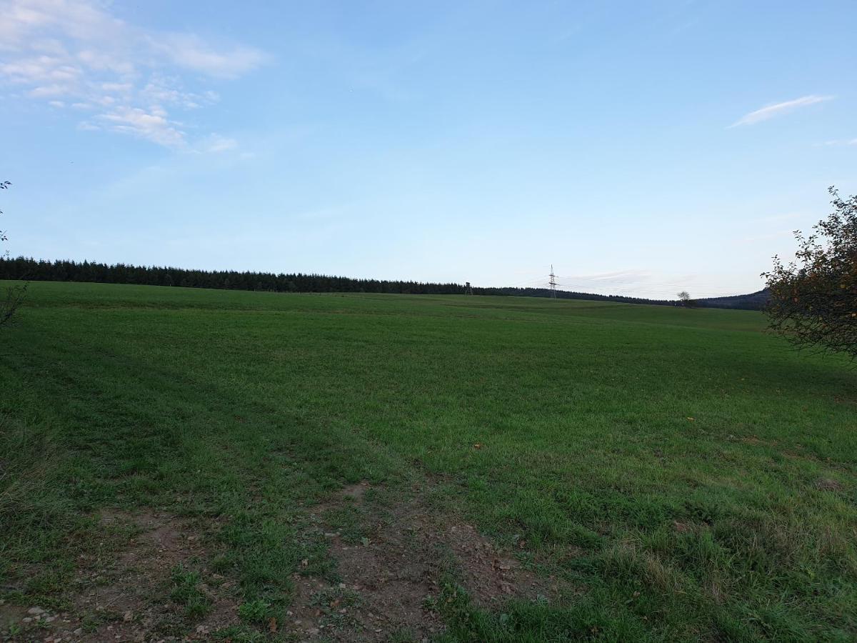 Andinas Ferienwohnung In Ruhiger Lage Direkt Am Wald Wilnsdorf Exterior photo